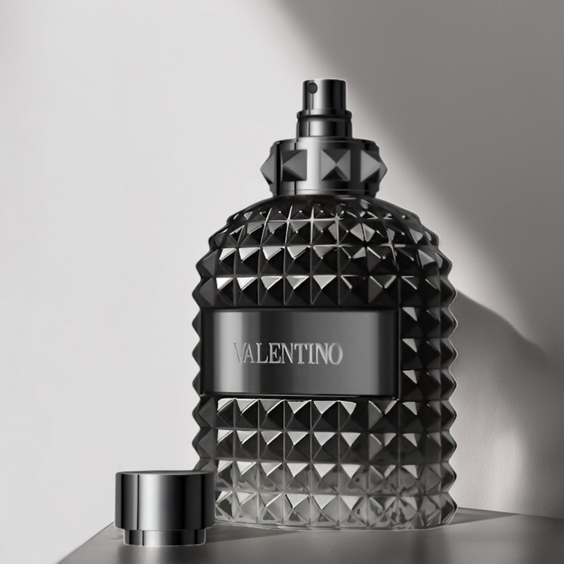 VALENTINO UOMO INTENSE 1.7 oz / 50 ml Eau de Parfum