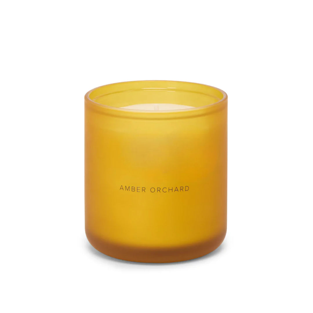 Amber Orchard Classic Candle TUMI